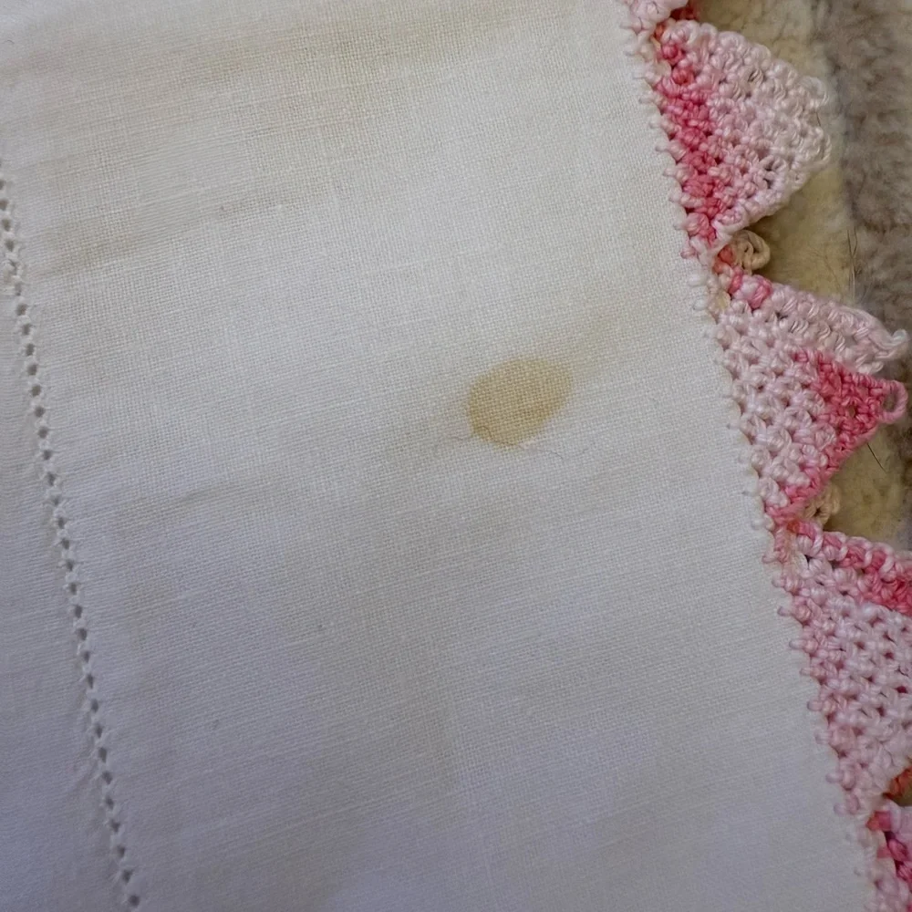 Vintage Cream Pillowcase with Pink Trim Set Of 2